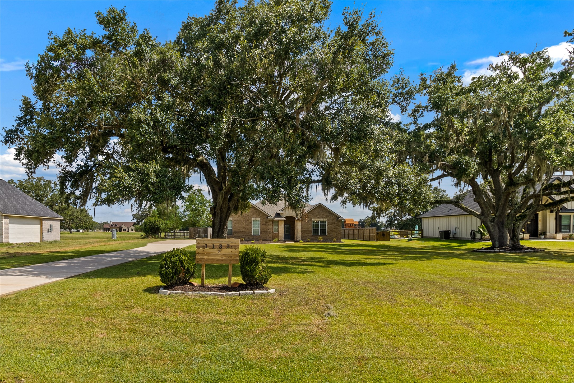 1132 Quarter Horse Trail Property Photo 4