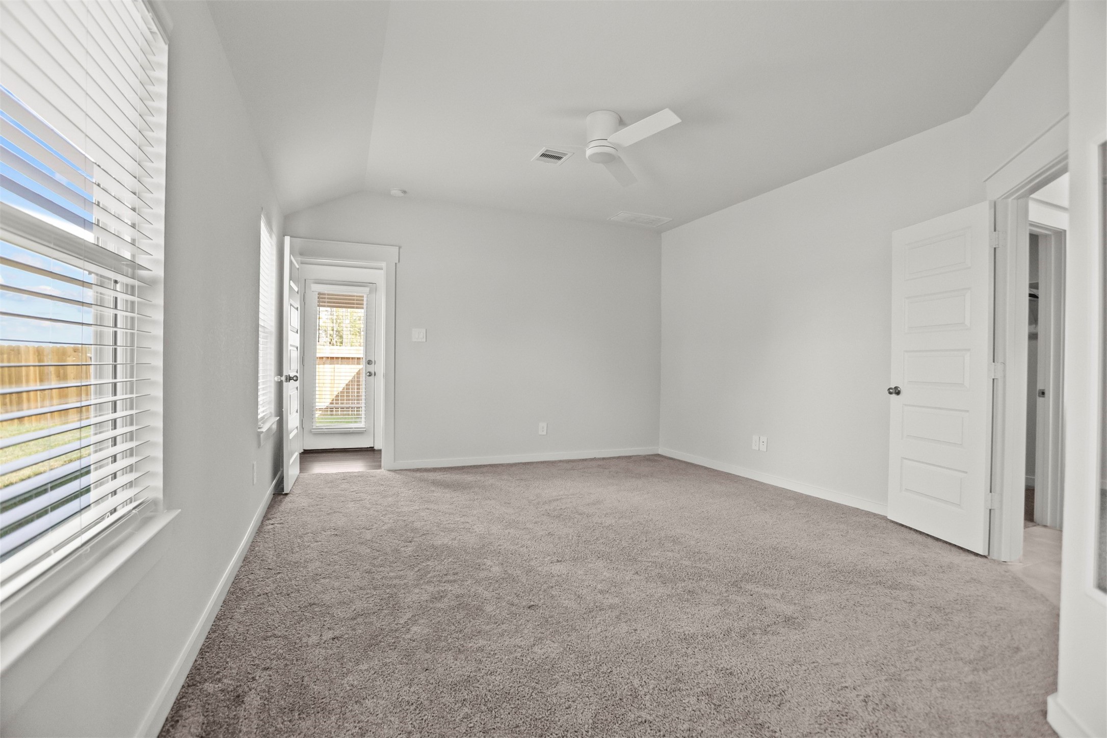30290 Kingston Heath Drive Property Photo 13