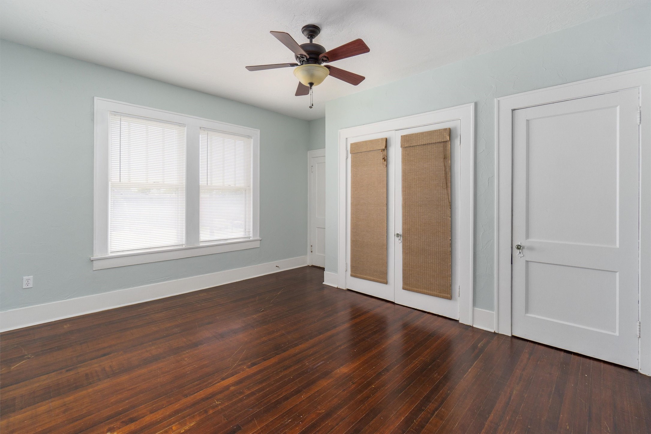 1108 Broadway Street Property Photo 18