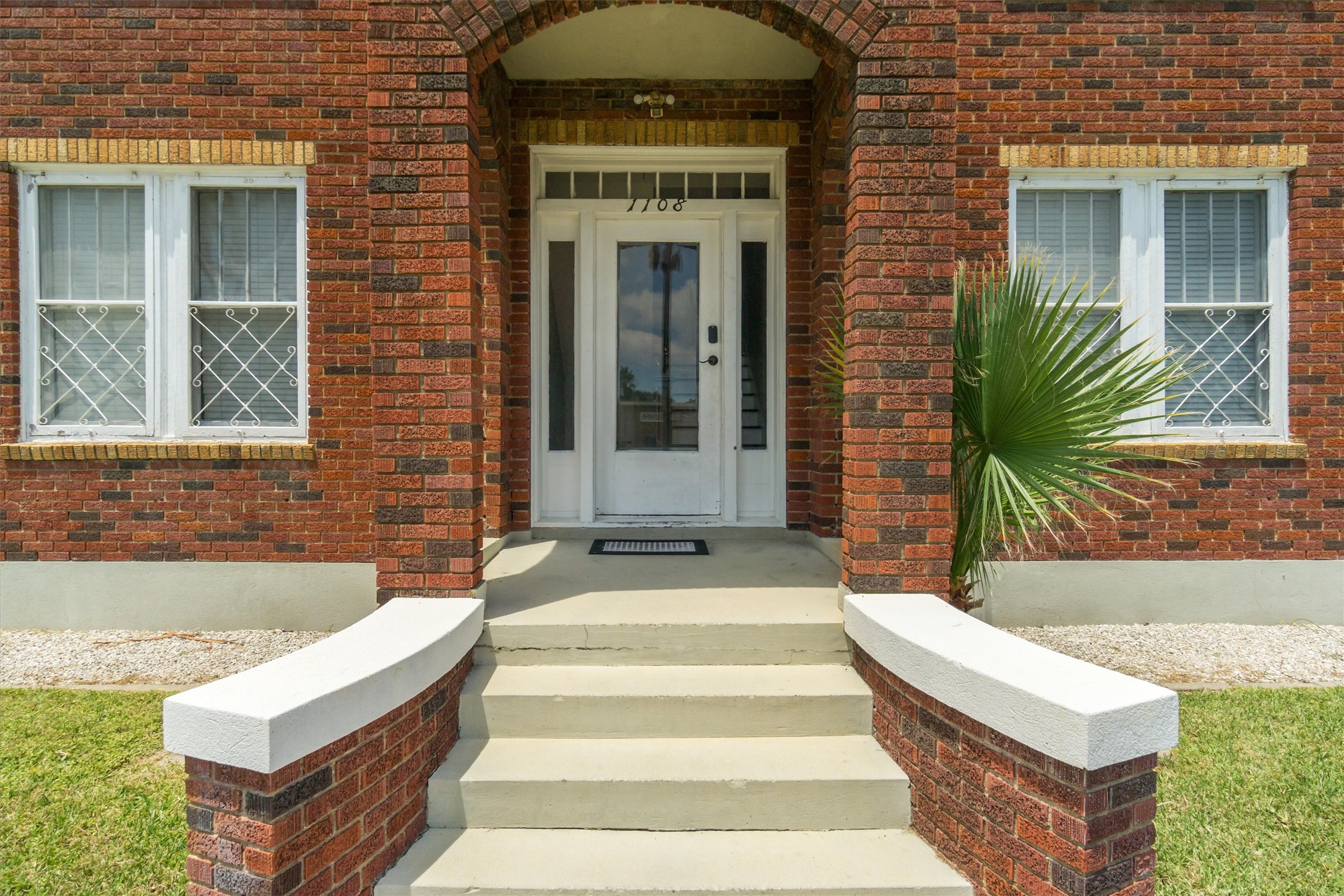 1108 Broadway Street Property Photo 29