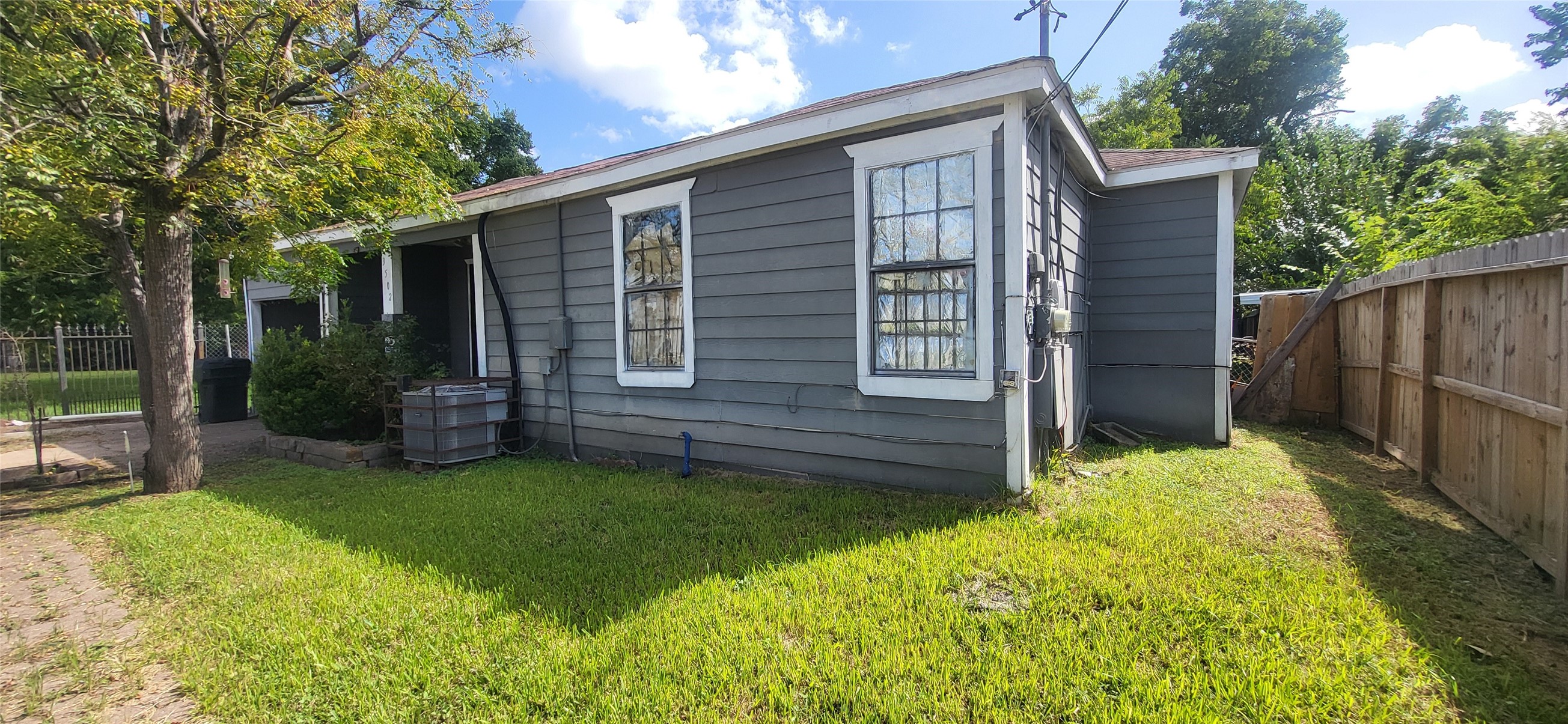 3502 Cornell Street Property Photo 2