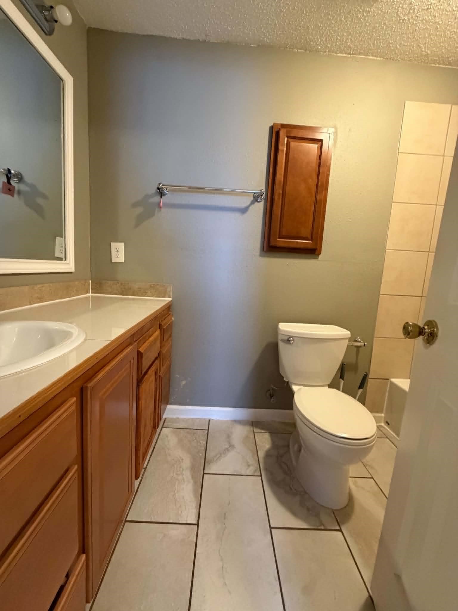 1709 Avenue L Up Property Photo 13