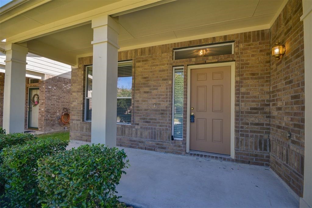 17210 Mitchell Pass Lane Property Photo 2