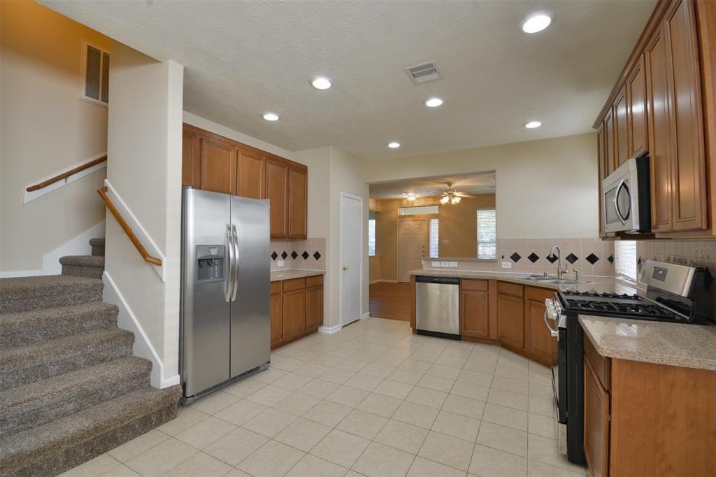 17210 Mitchell Pass Lane Property Photo 5