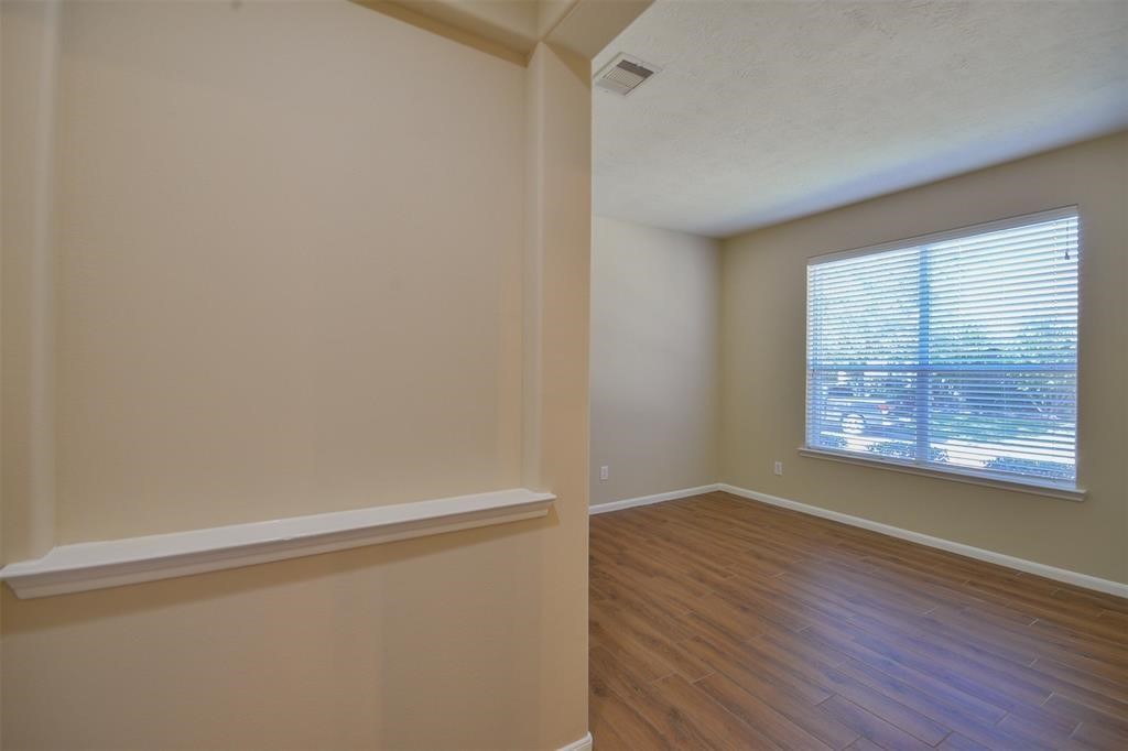 17210 Mitchell Pass Lane Property Photo 8