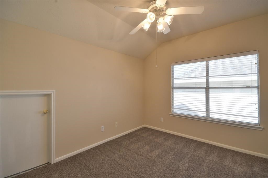 17210 Mitchell Pass Lane Property Photo 11