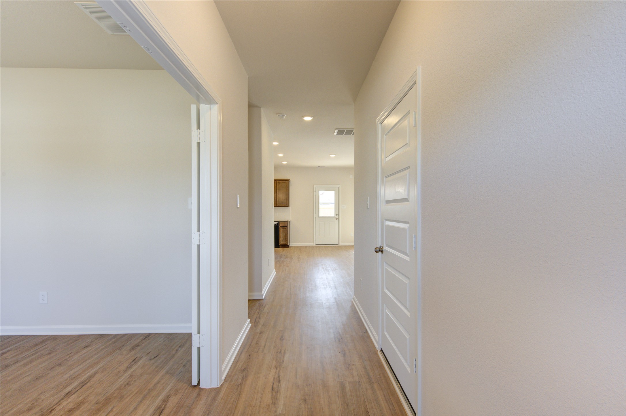 3327 Brushy Marsh Dr Property Photo 4