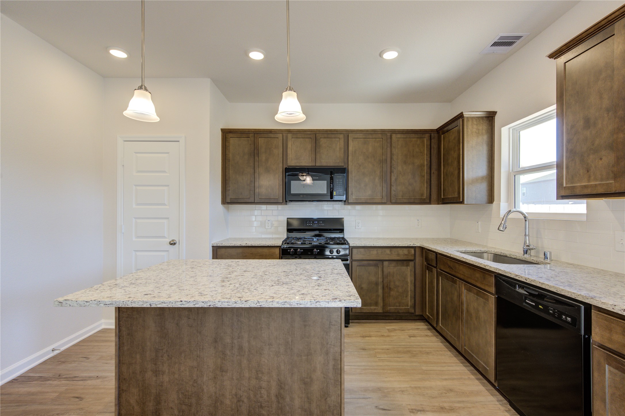 3327 Brushy Marsh Dr Property Photo 13
