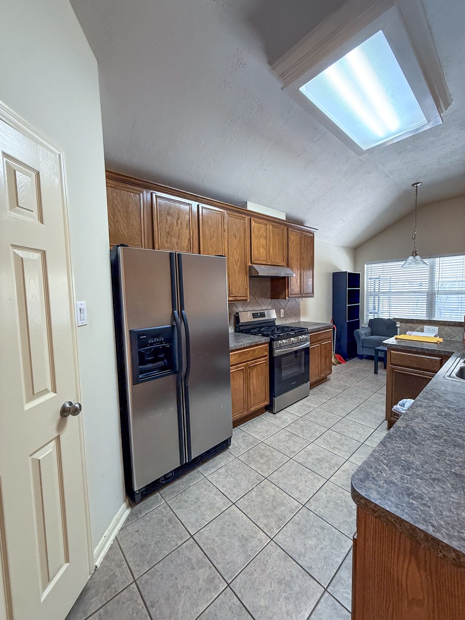 8027 Daylilly Creek Drive Property Photo 7