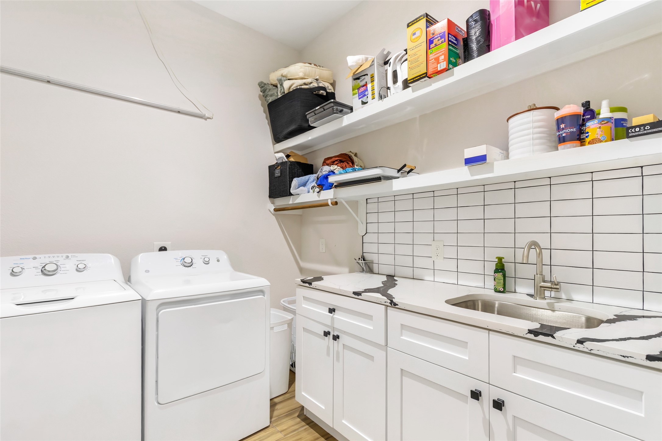 2423 Roman Forest Boulevard Property Photo 18