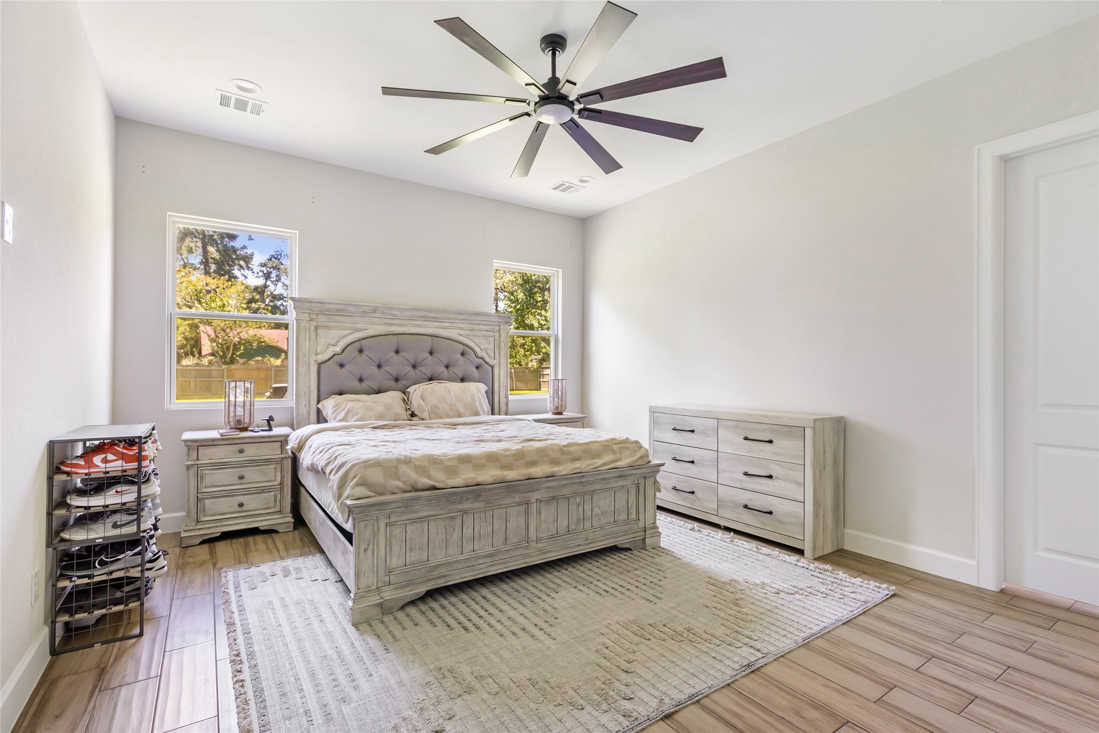 2423 Roman Forest Boulevard Property Photo 20