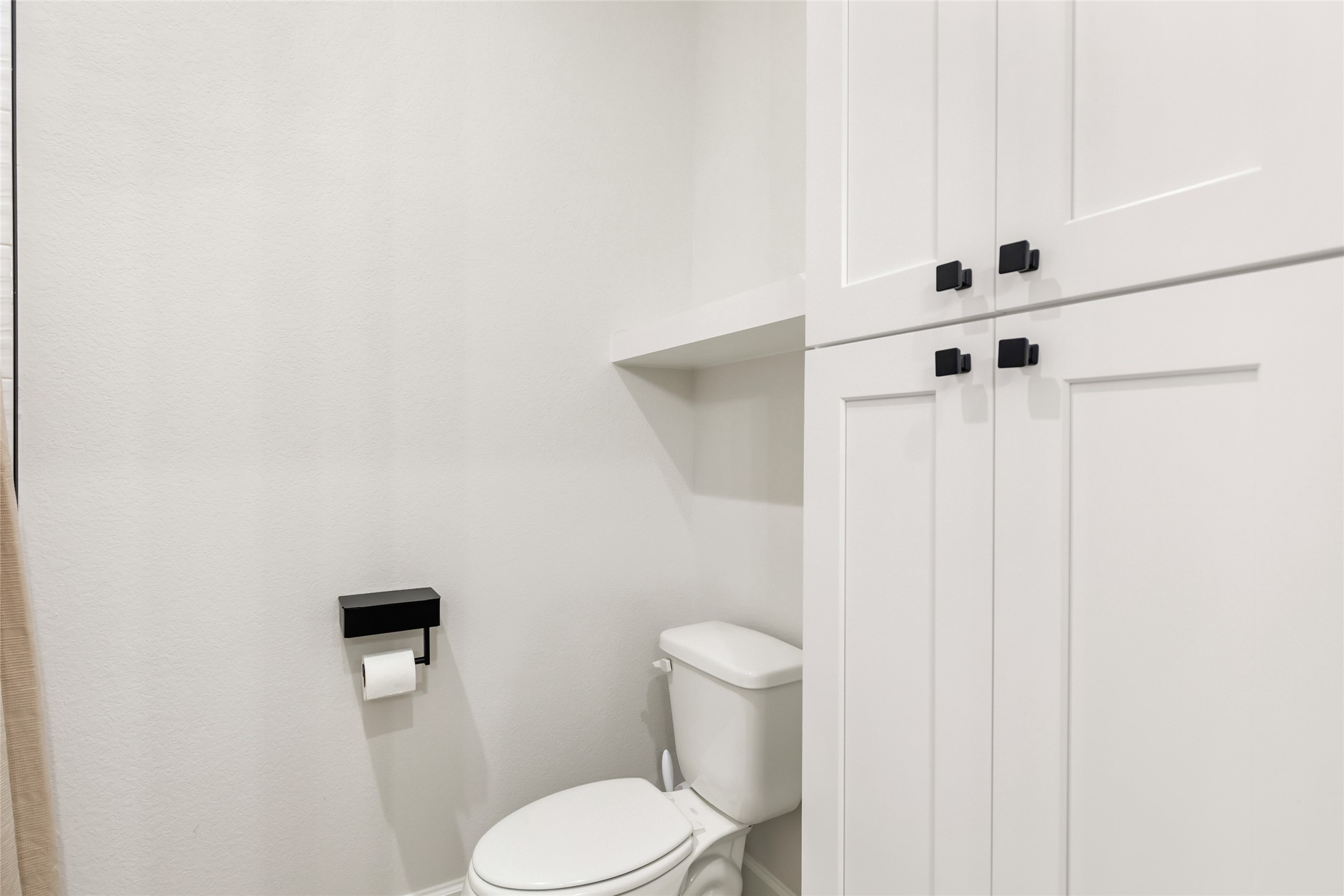 2423 Roman Forest Boulevard Property Photo 29