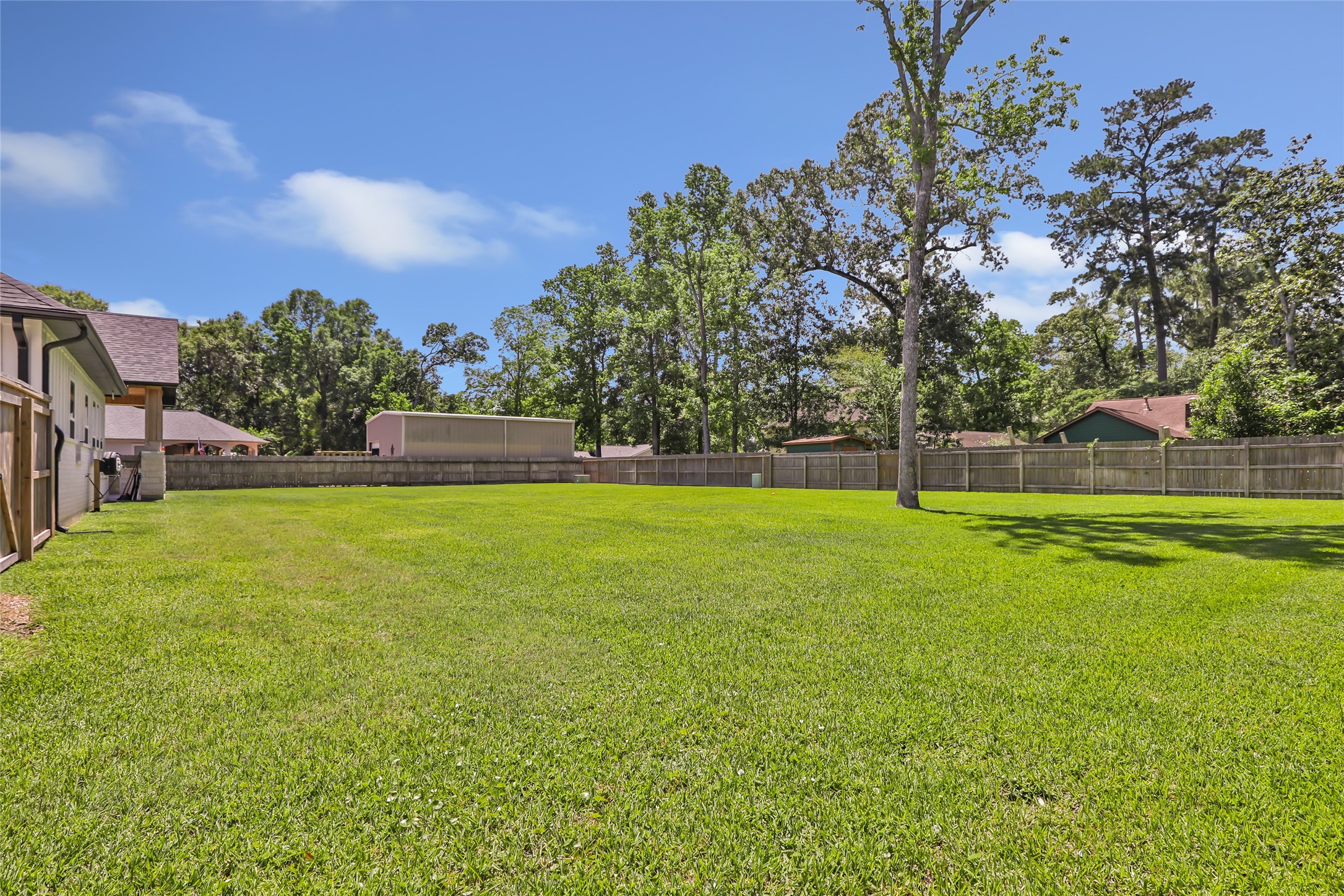 2423 Roman Forest Boulevard Property Photo 34