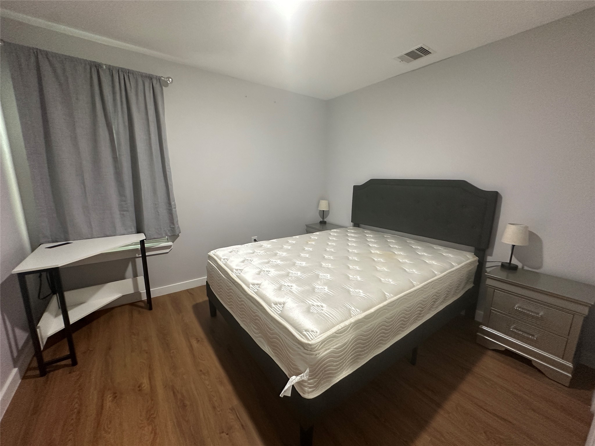 6610 Haight Street B Property Photo 6