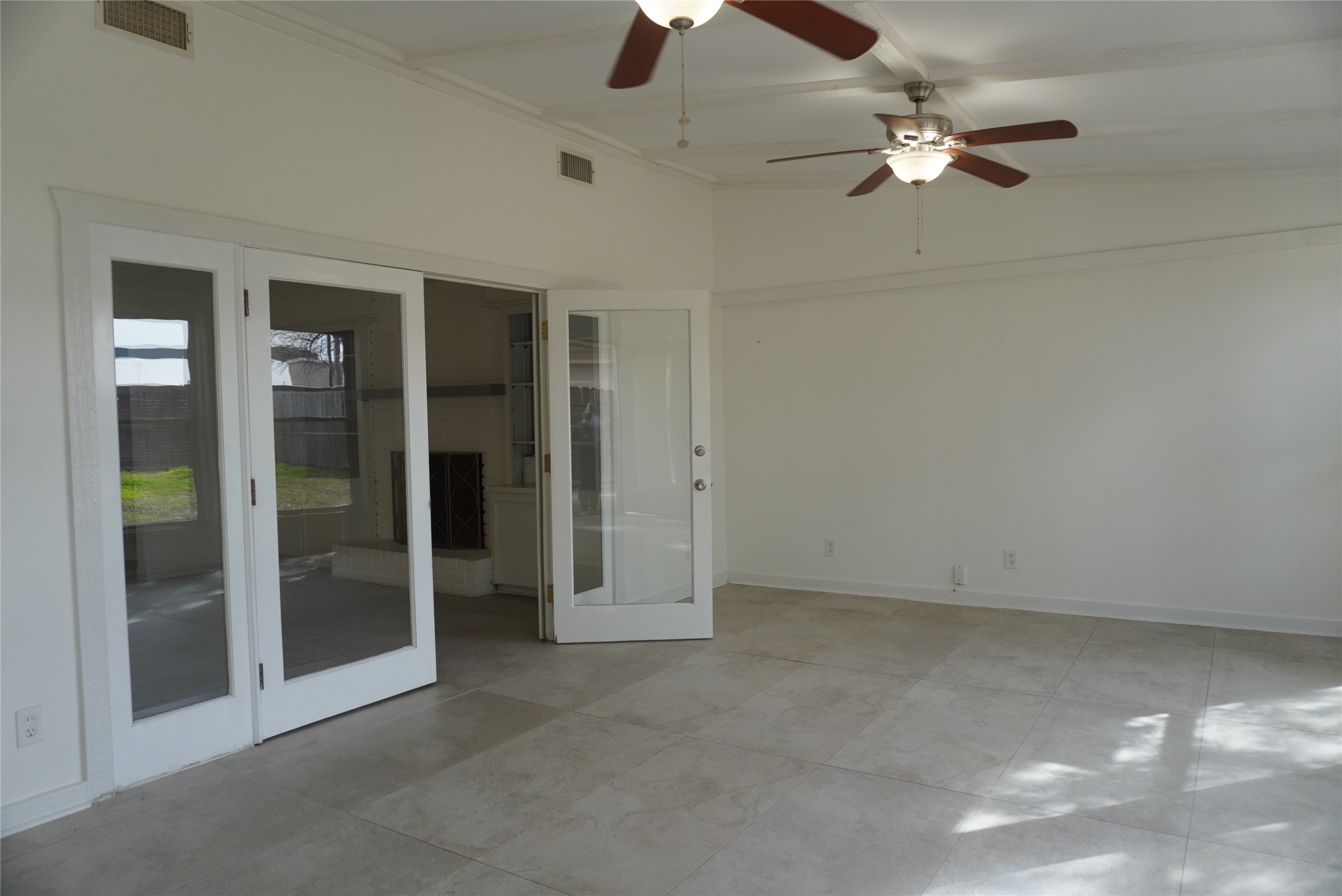 10703 Wickersham Lane Property Photo 5