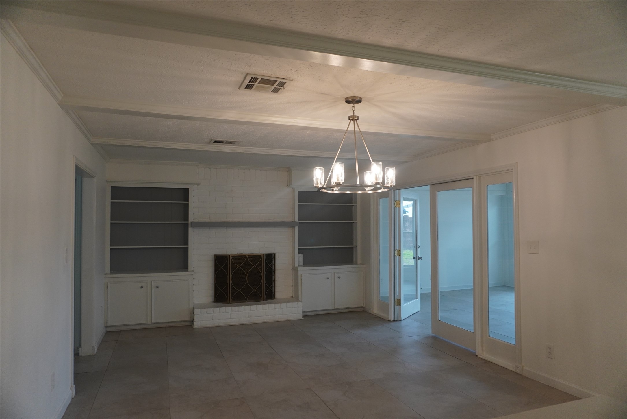 10703 Wickersham Lane Property Photo 11