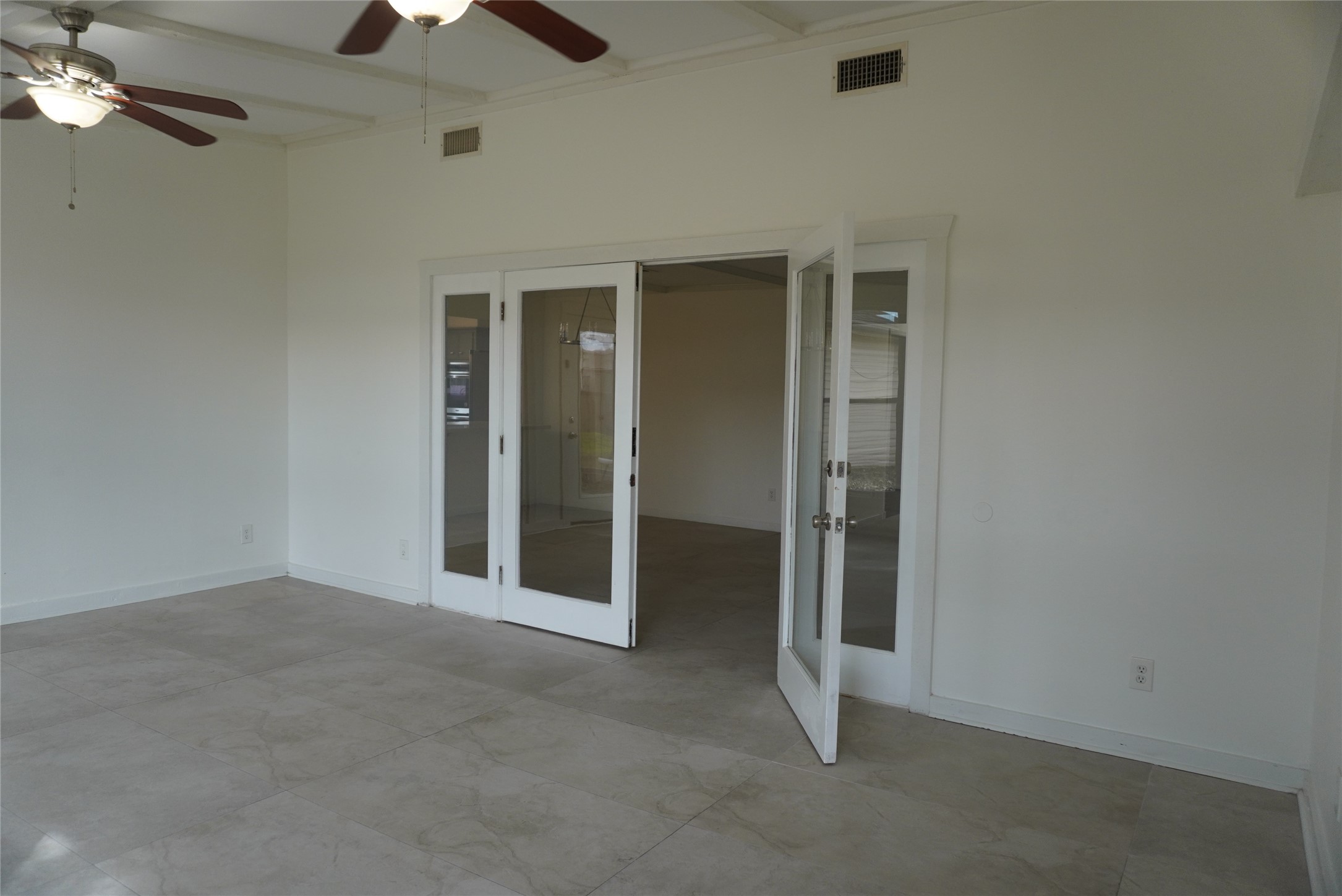 10703 Wickersham Lane Property Photo 14