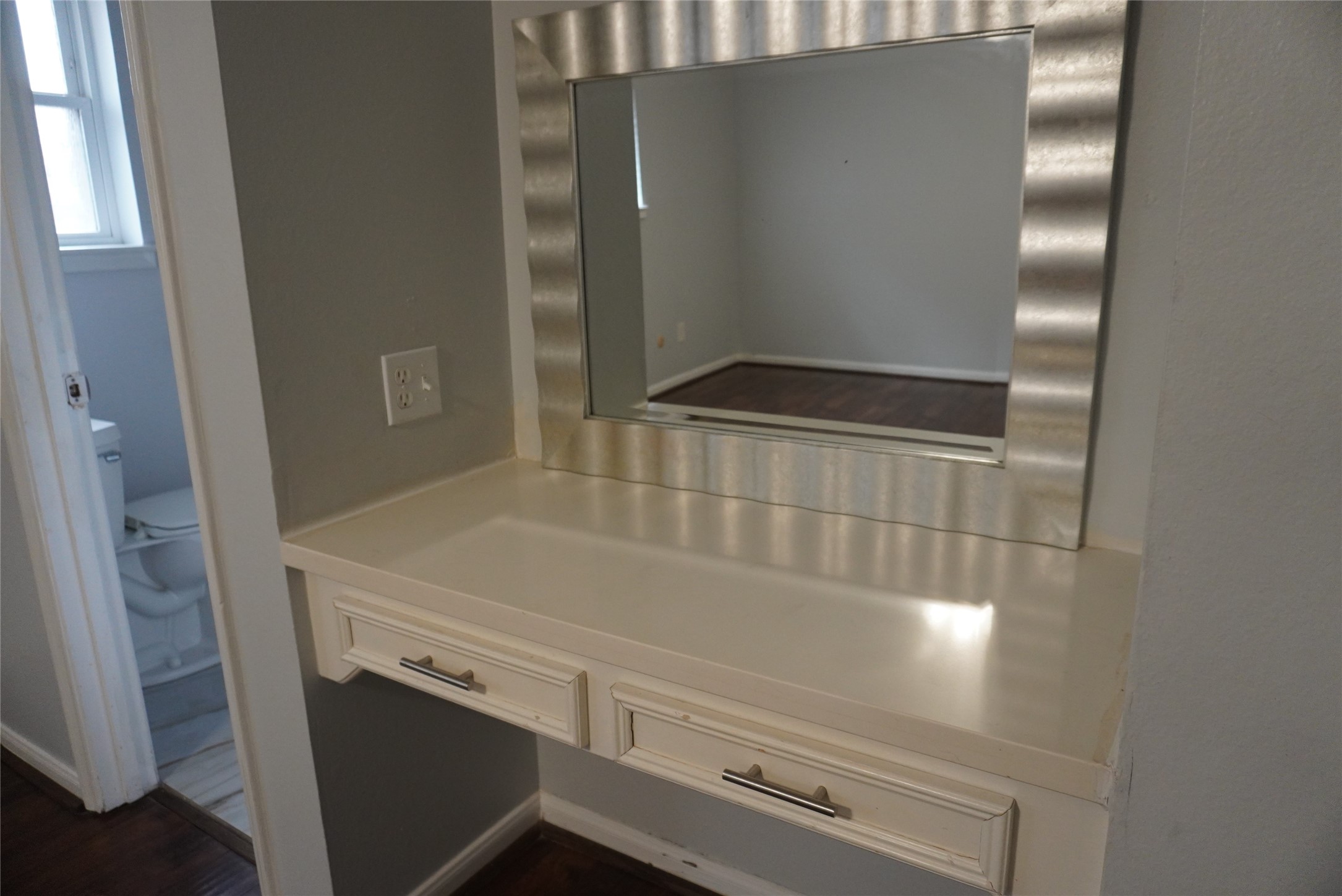 10703 Wickersham Lane Property Photo 34