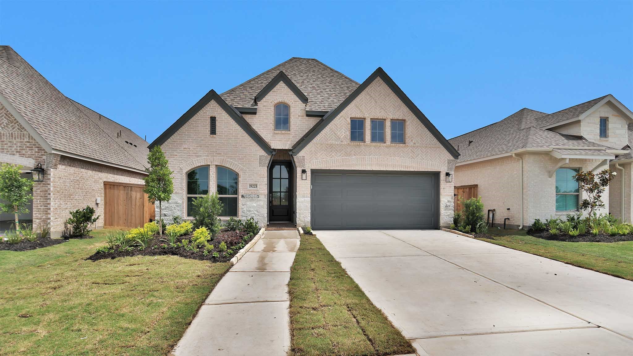 19223 Satsuma Ridge Drive Property Photo 1