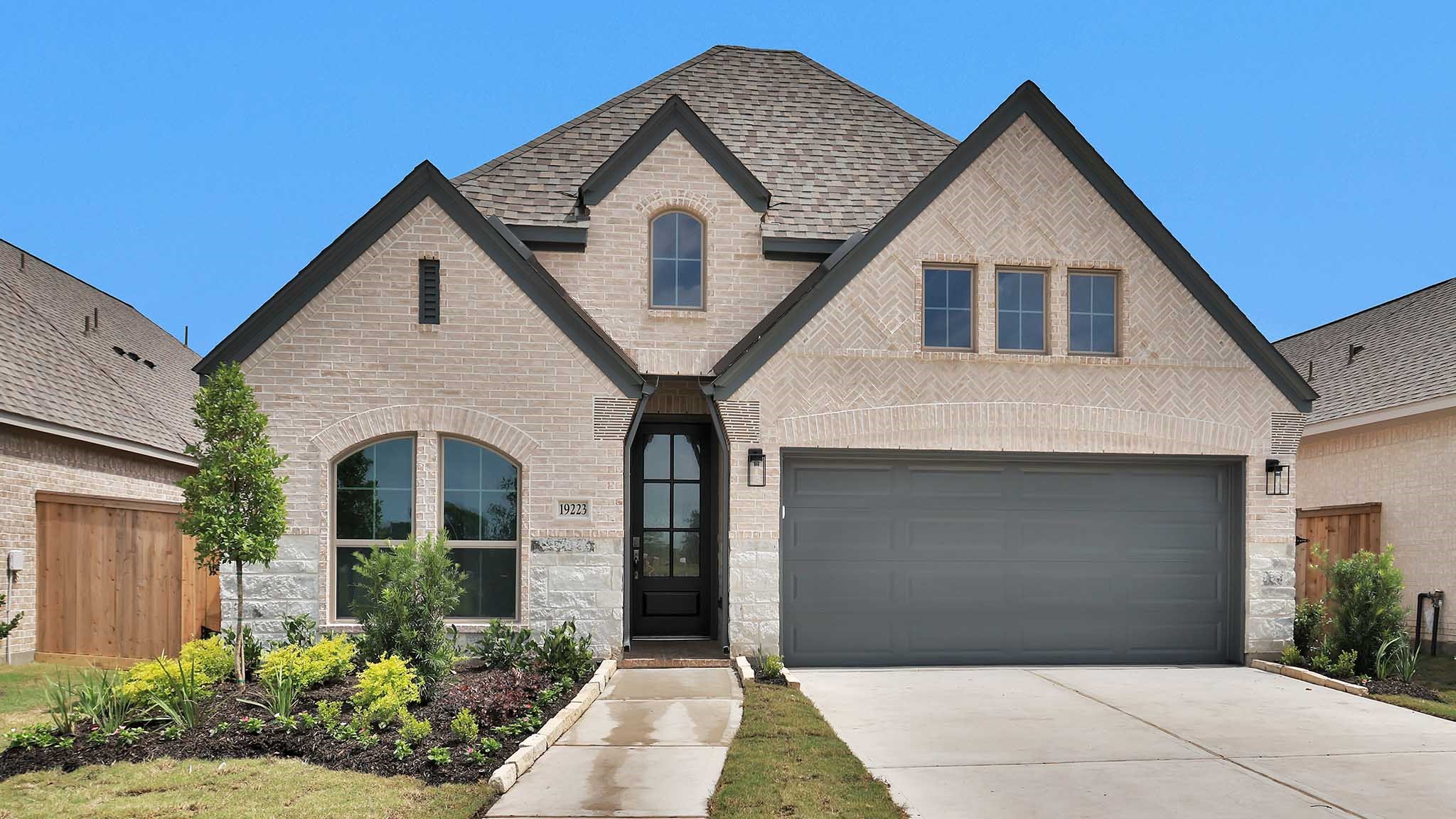 19223 Satsuma Ridge Drive Property Photo 2