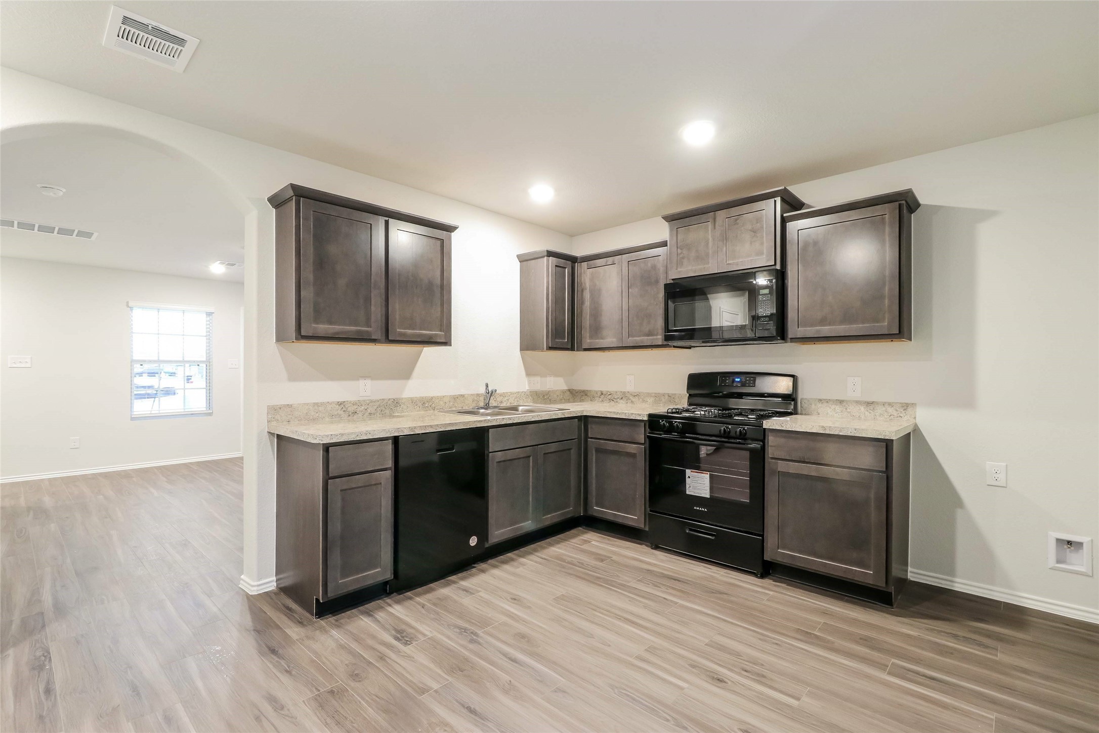 2417 Flathead Drive Property Photo 4