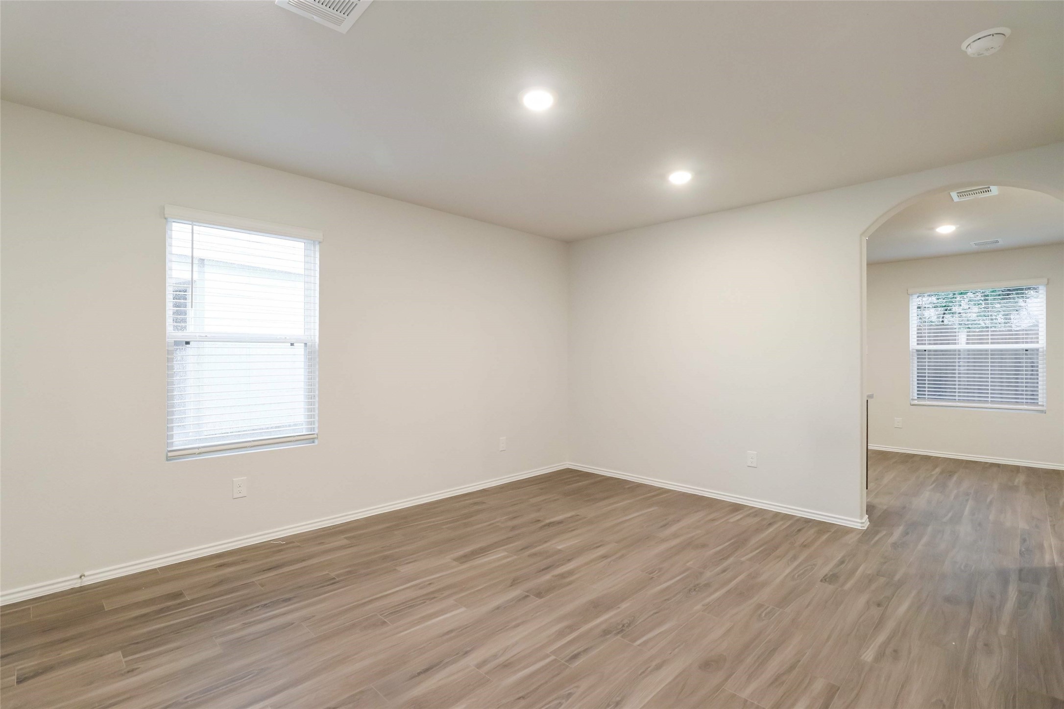 2417 Flathead Drive Property Photo 5