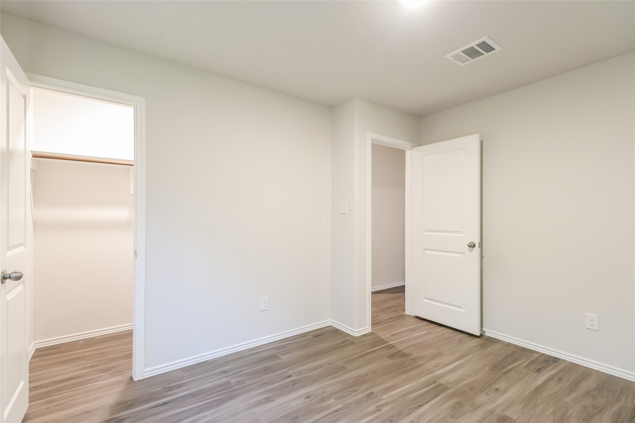 2417 Flathead Drive Property Photo 9