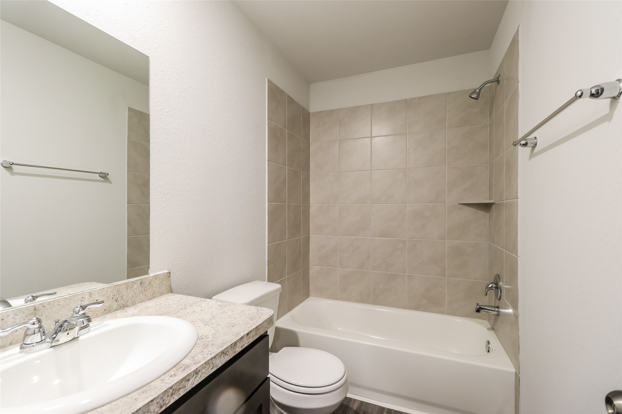 2417 Flathead Drive Property Photo 11