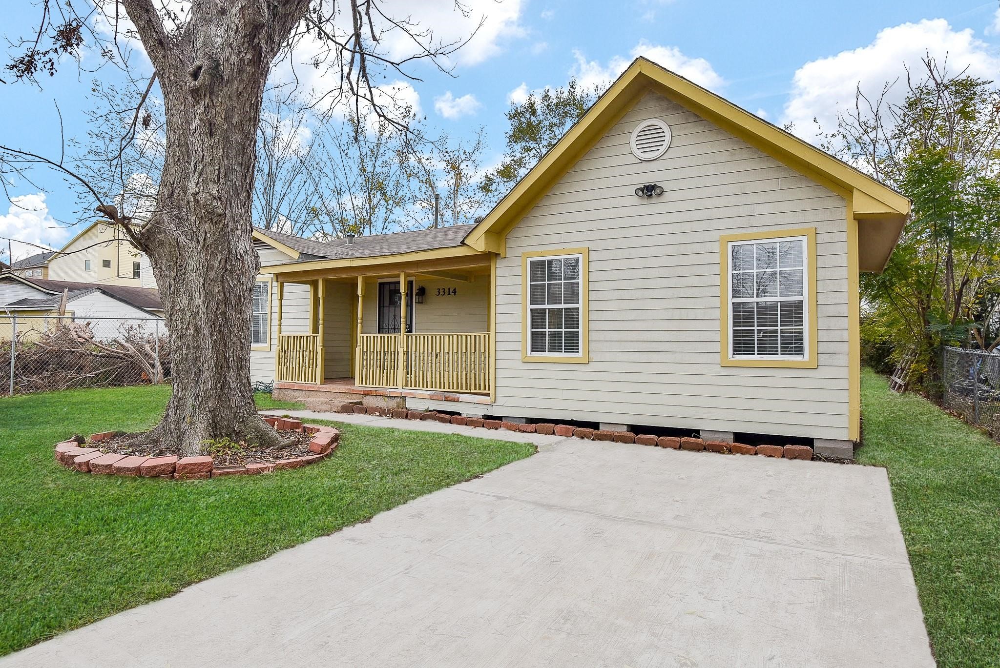 3314 Kelton Street Property Photo