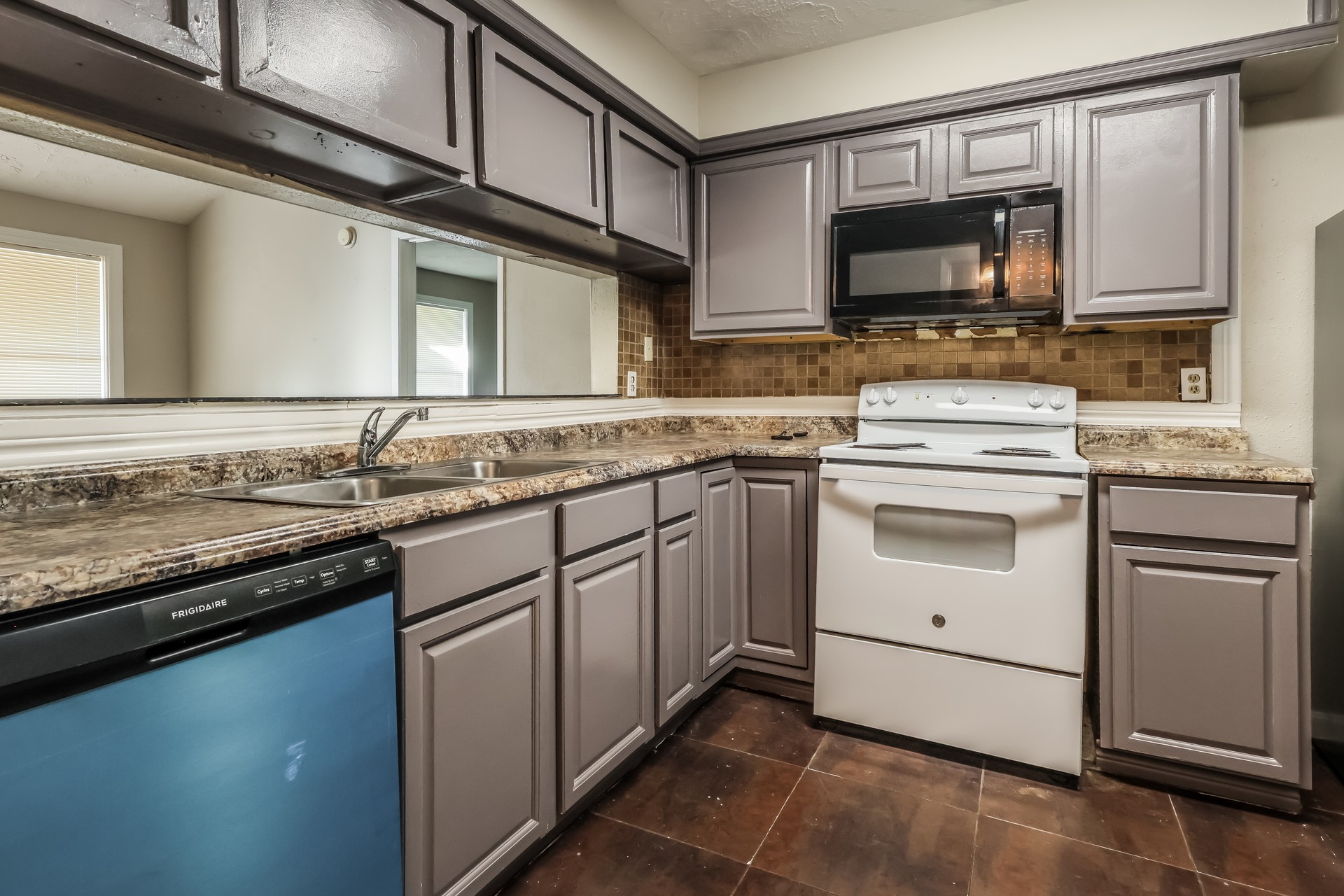 21126 N Tangle Creek Lane Property Photo 7