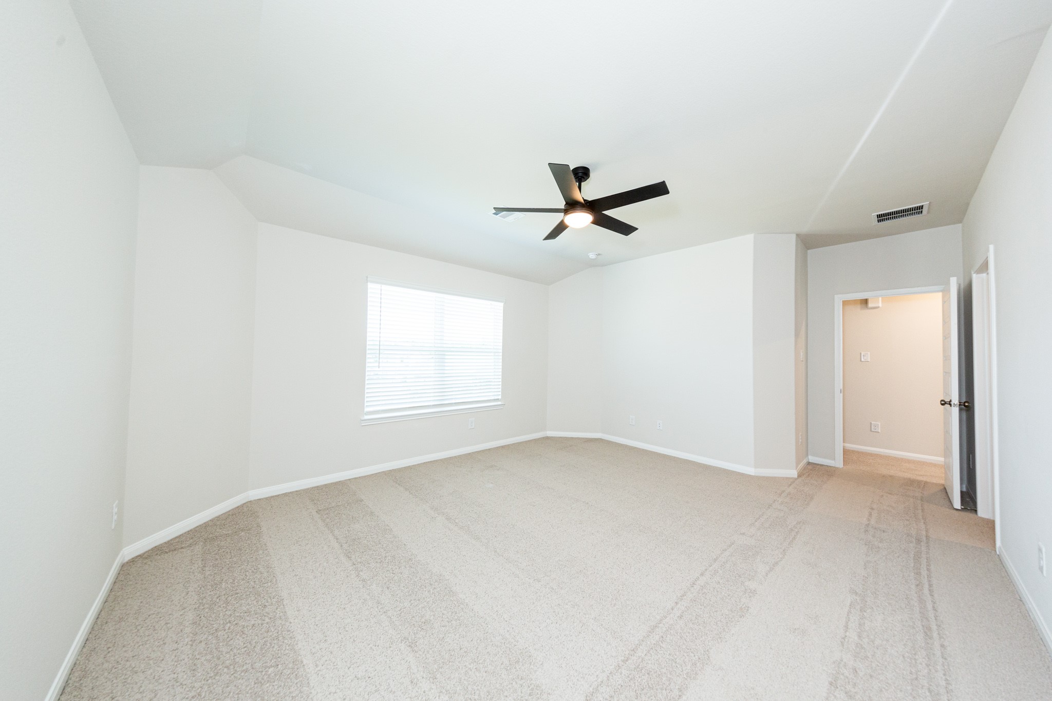 22467 Ringtail Road Property Photo 13