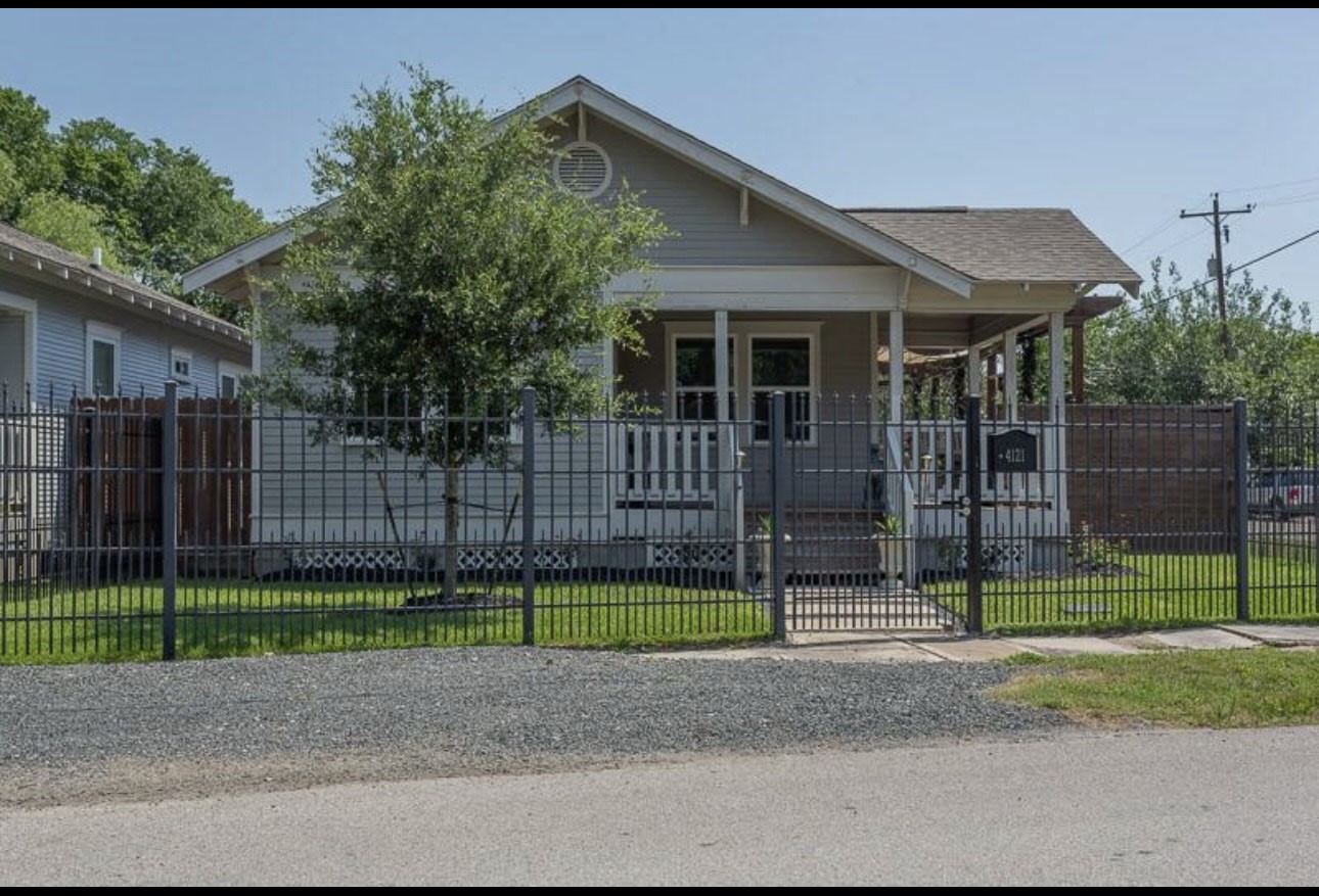 4121 Rusk Street Property Photo 3