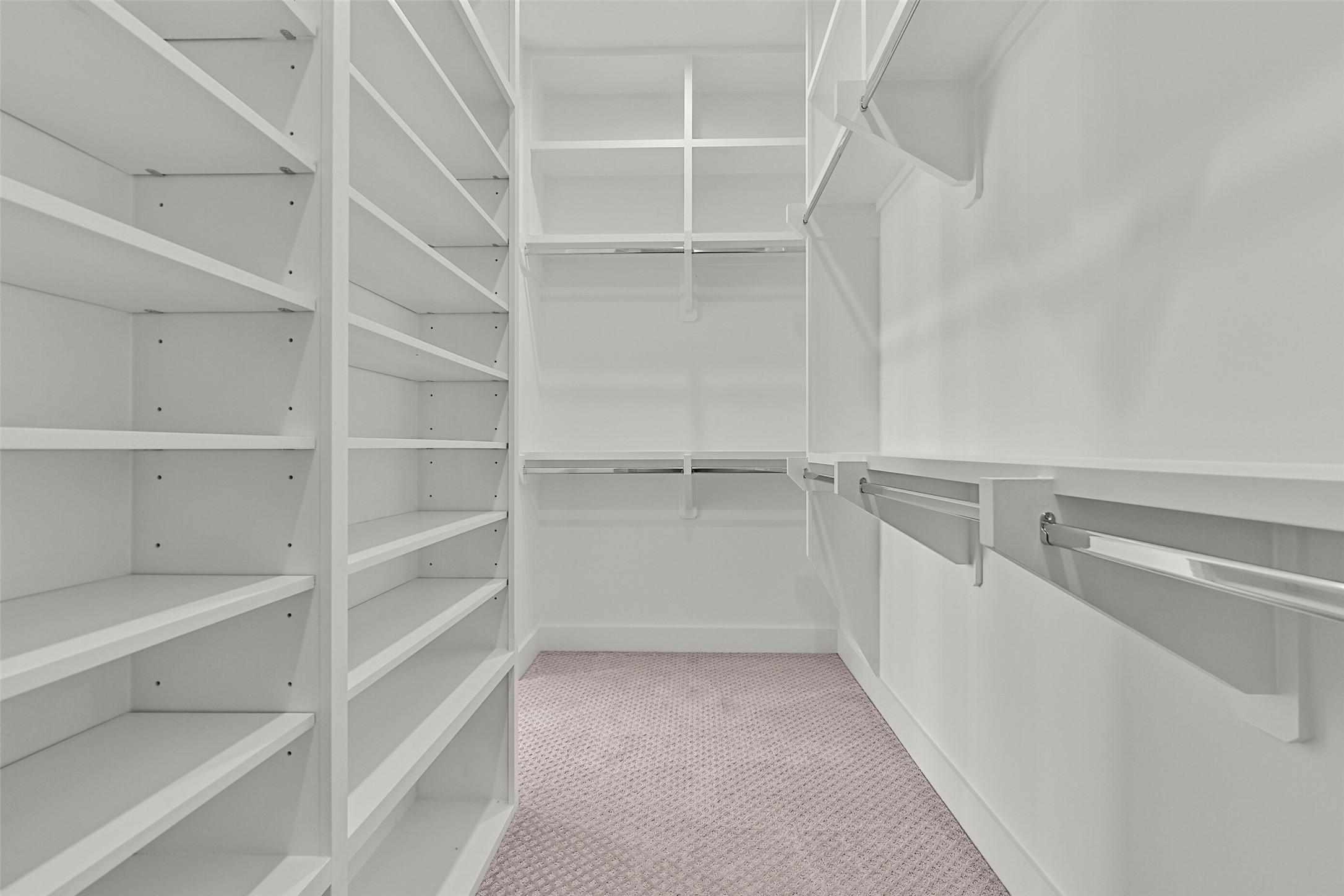 2835 Decker Place Property Photo 28