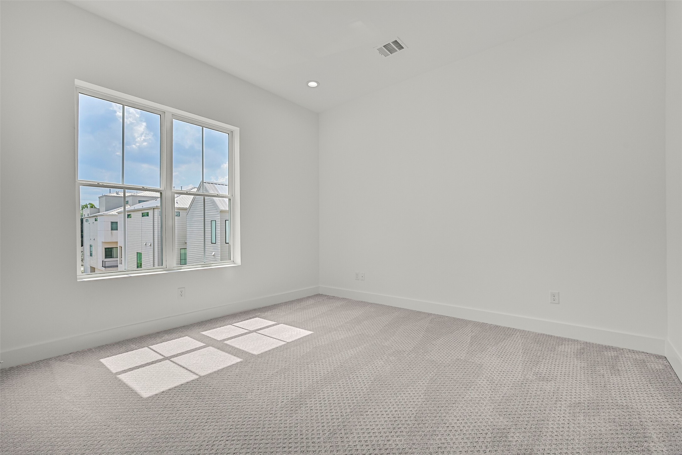 2835 Decker Place Property Photo 29