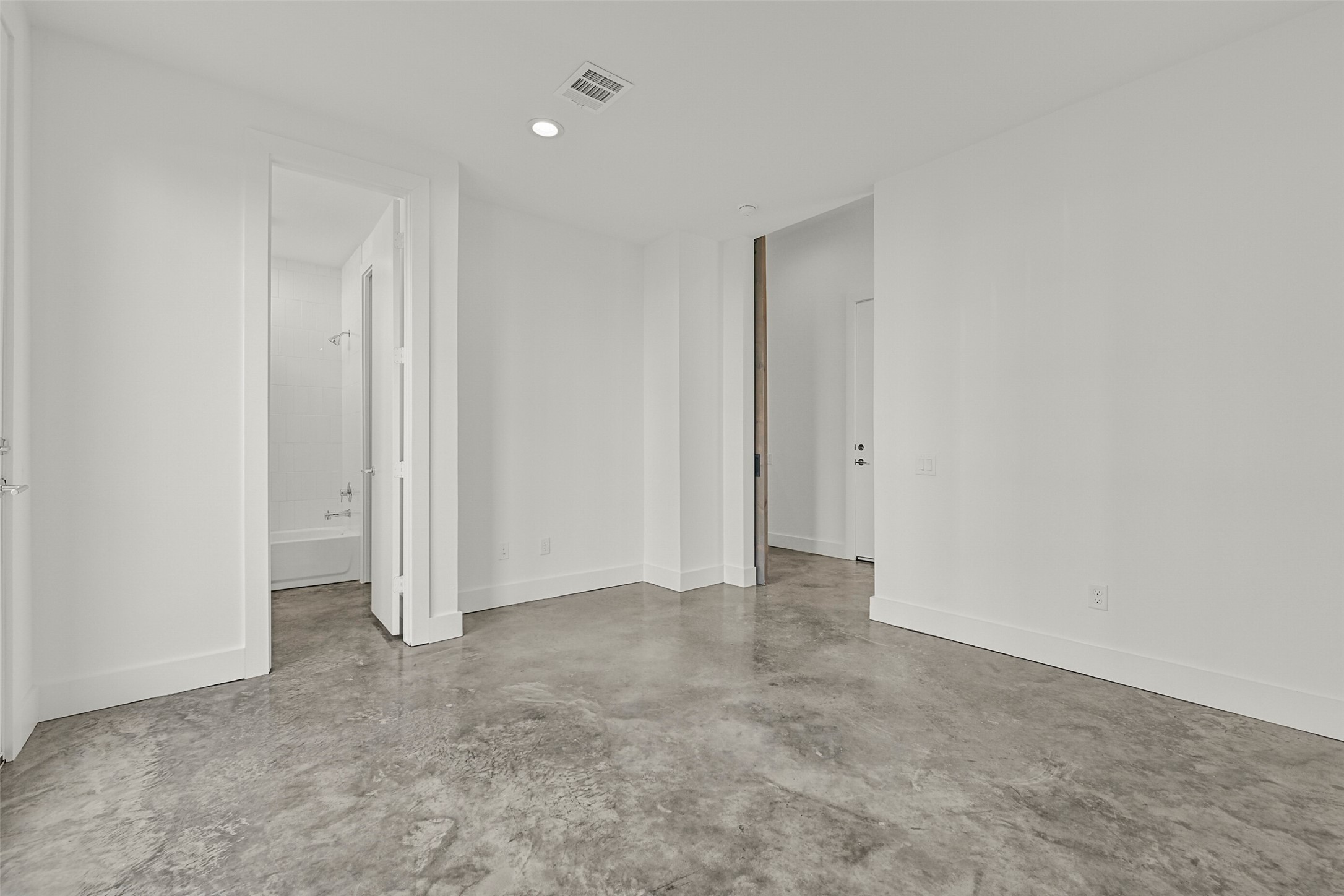 2835 Decker Place Property Photo 32