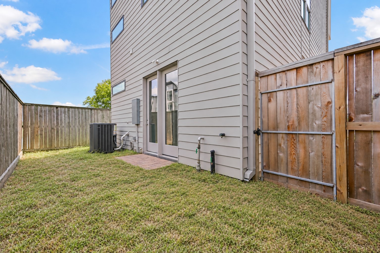 2835 Decker Place Property Photo 35