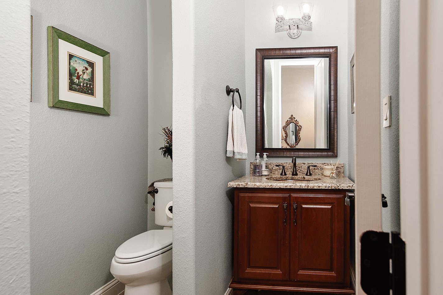 207 Muirfield Pointe Way Property Photo 14