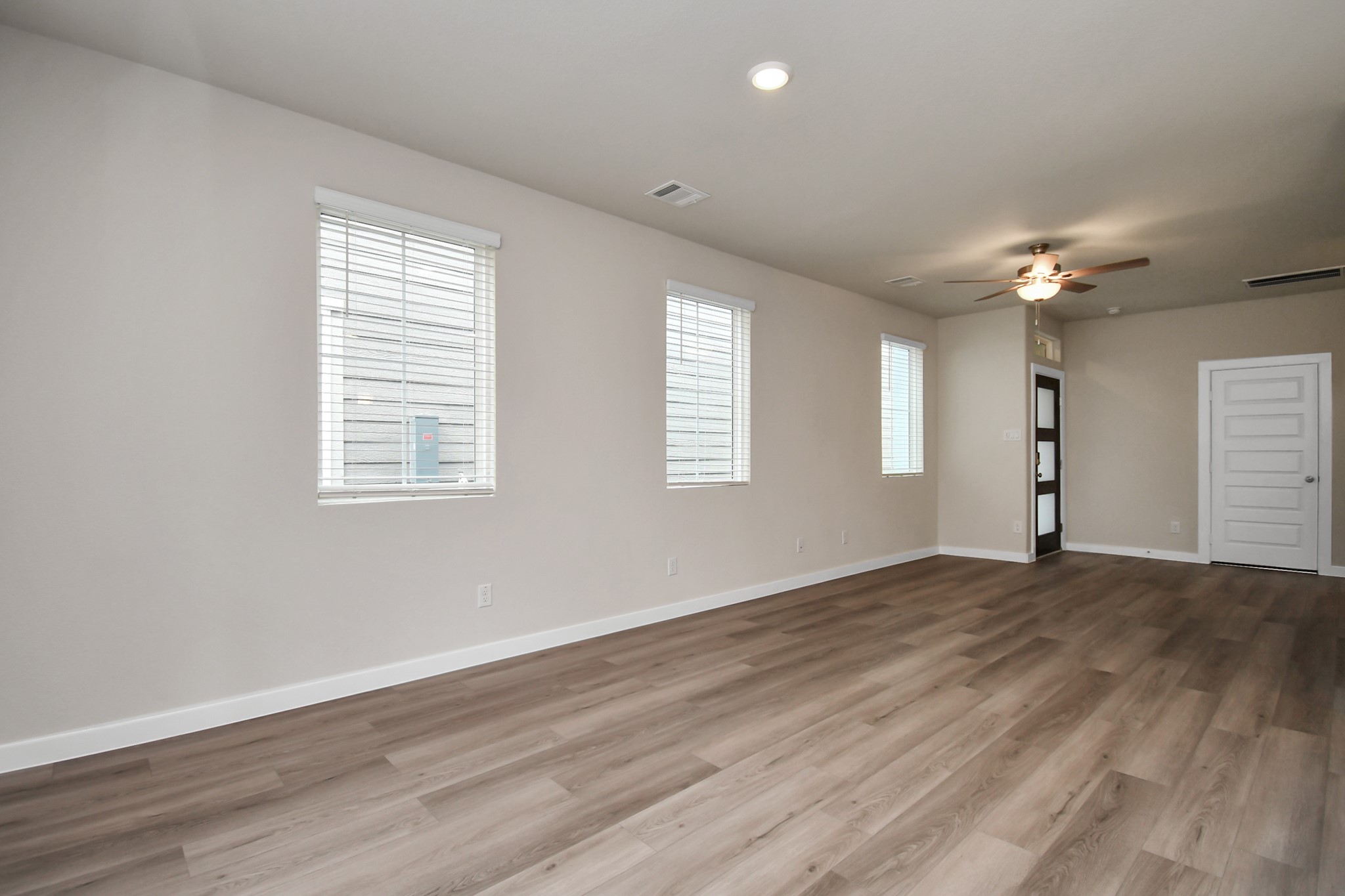 8408 Rising Stream Drive Property Photo 15