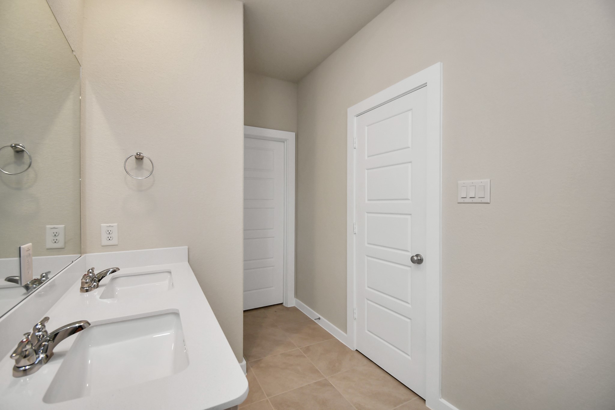8408 Rising Stream Drive Property Photo 29