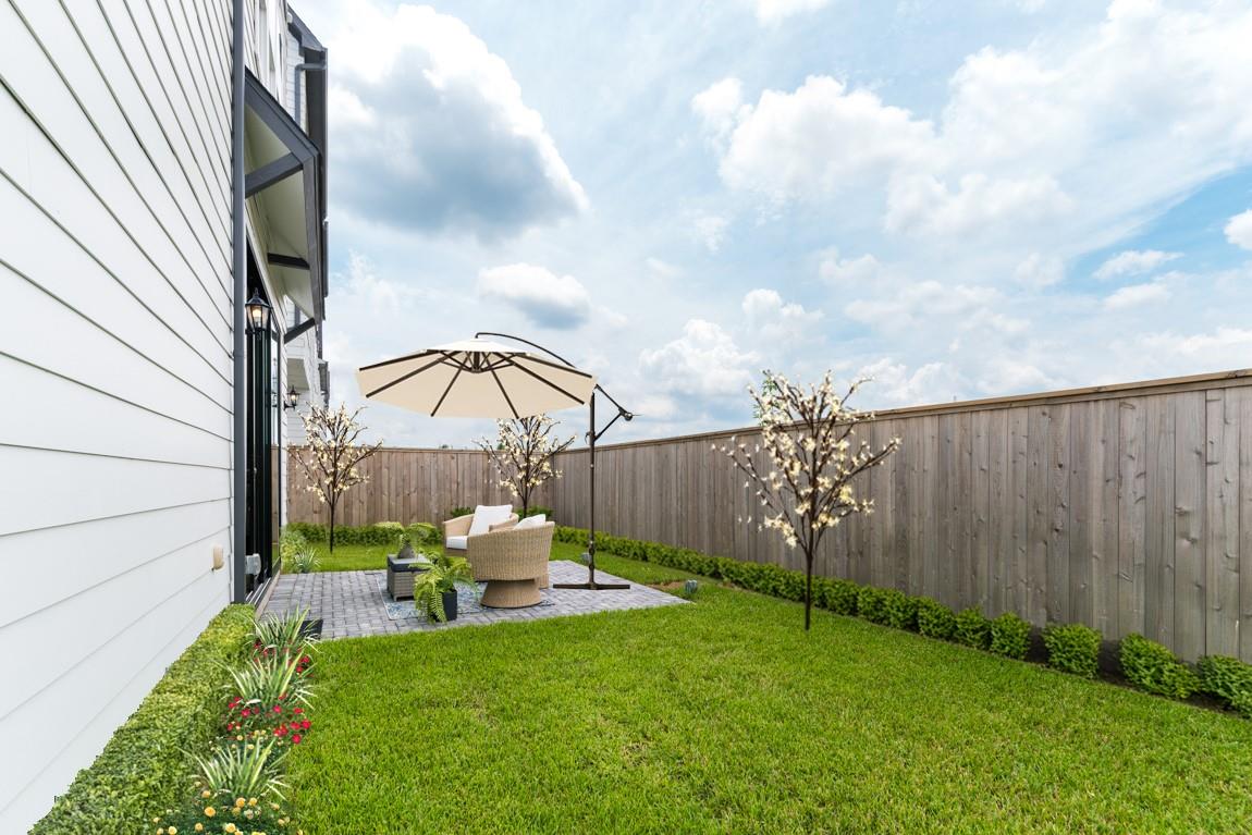 3307 Green Daisy Lane, Houston Tx 77008 Property Photo 2