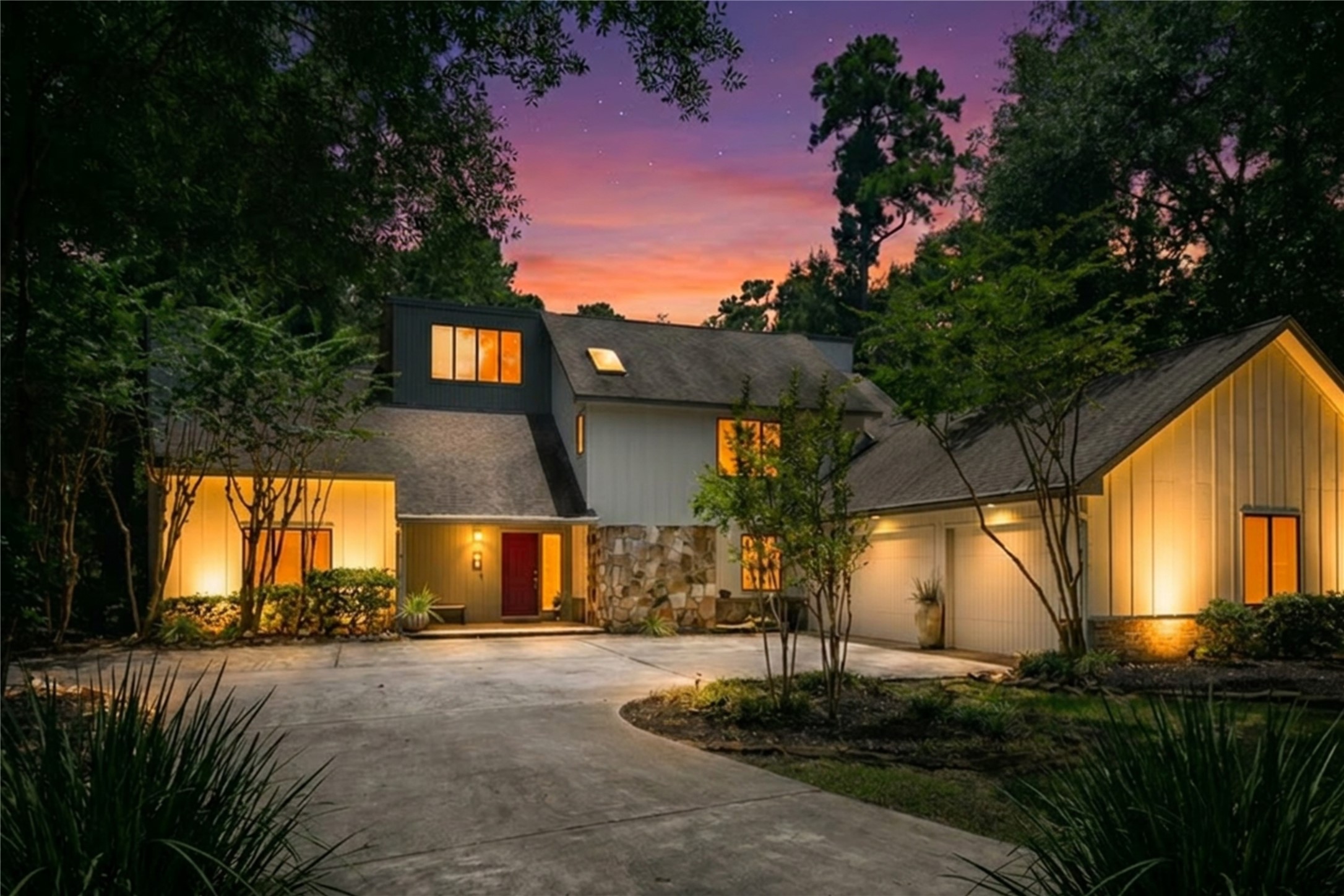 42 Skyflower Drive Property Photo 1