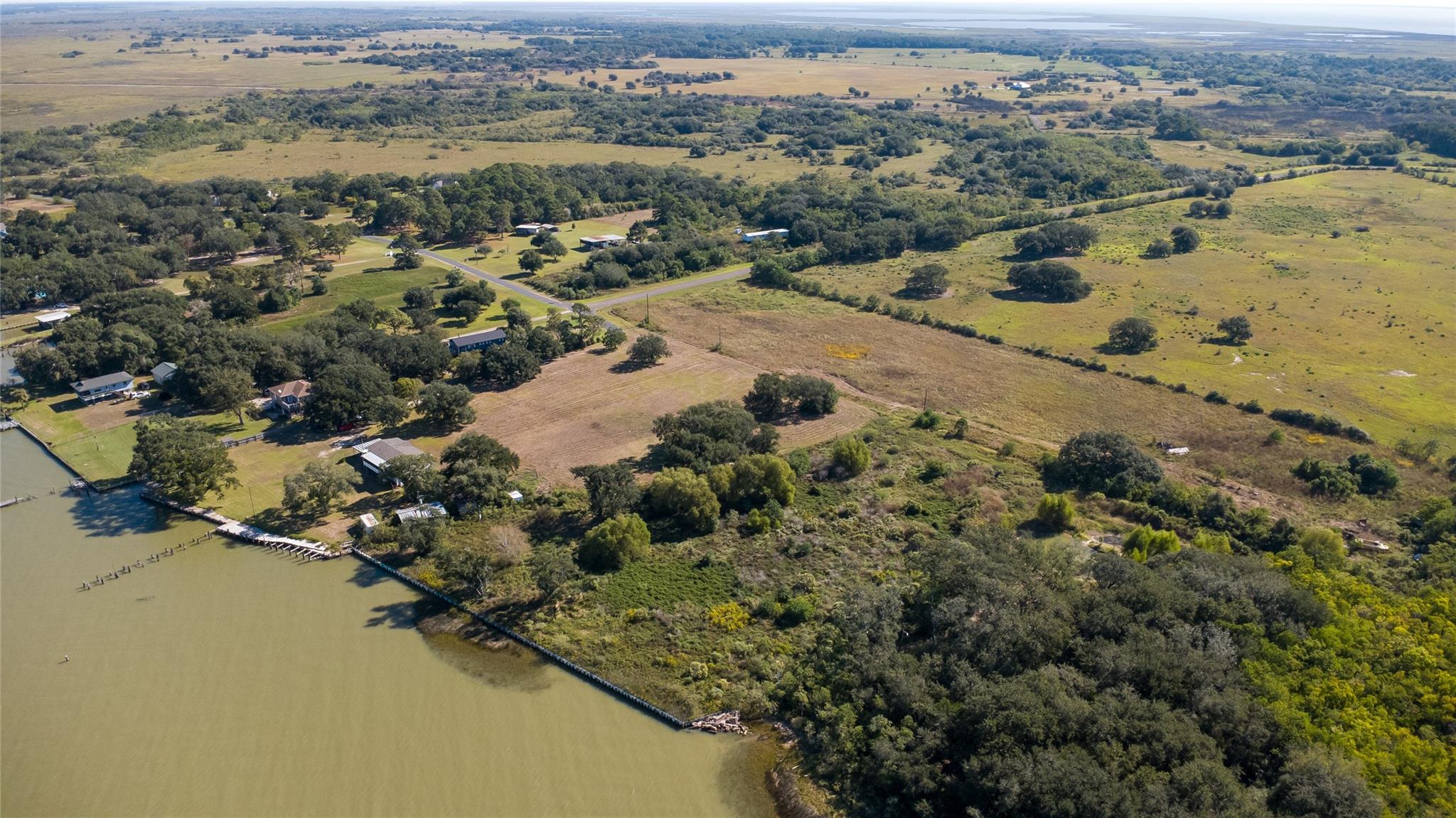223 Fisherman Road, Anahuac Tx 77514 Property Photo 3