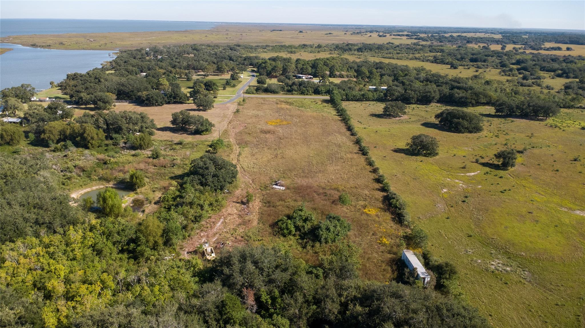 223 Fisherman Road, Anahuac Tx 77514 Property Photo 5