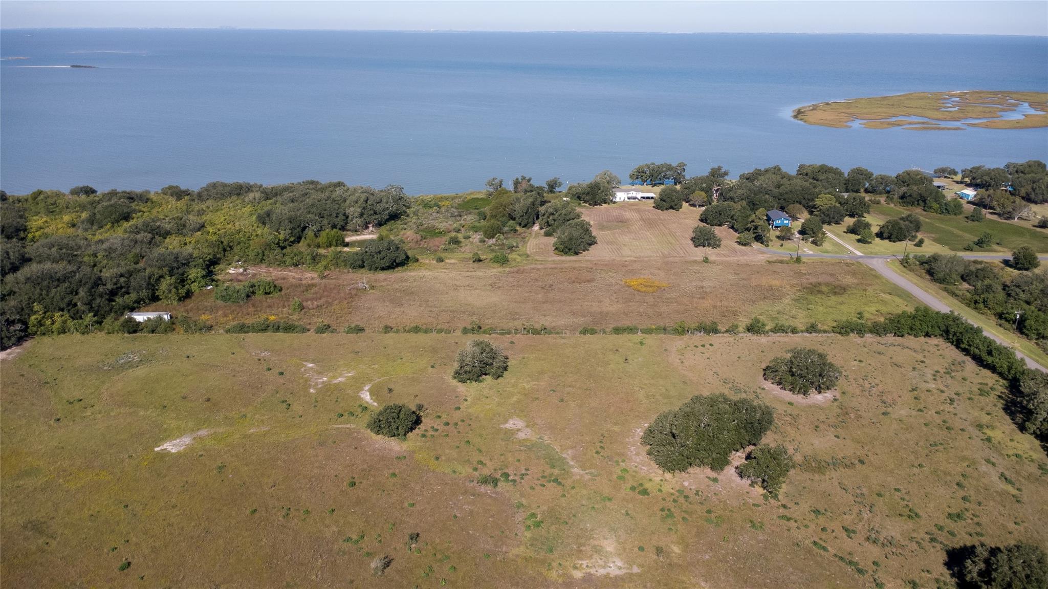 223 Fisherman Road, Anahuac Tx 77514 Property Photo 7