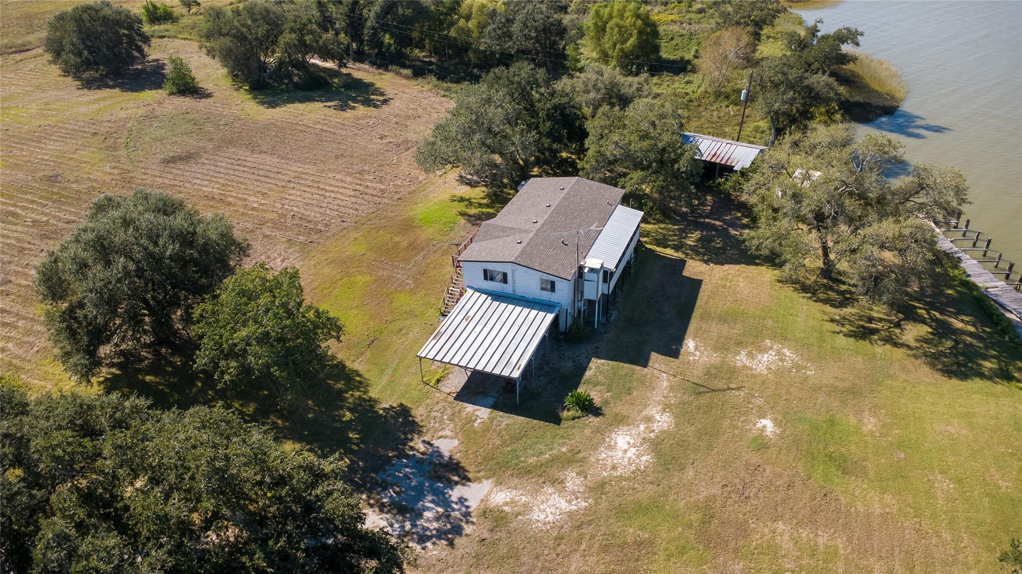 223 Fisherman Road, Anahuac Tx 77514 Property Photo 12