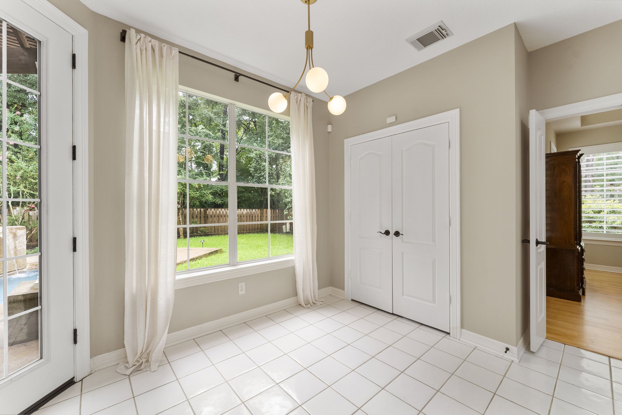 66 Candle Pine Place Property Photo 15