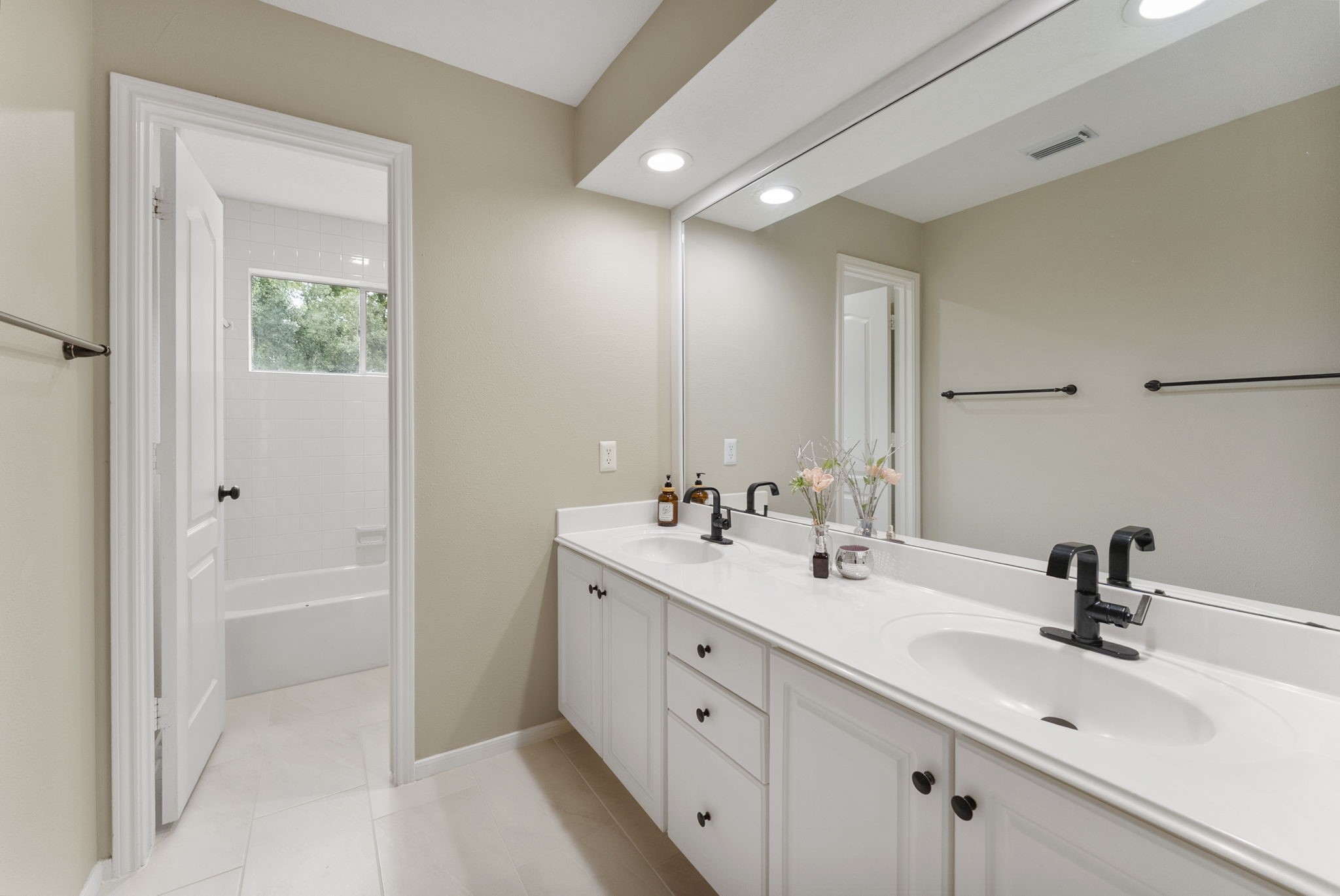 66 Candle Pine Place Property Photo 34