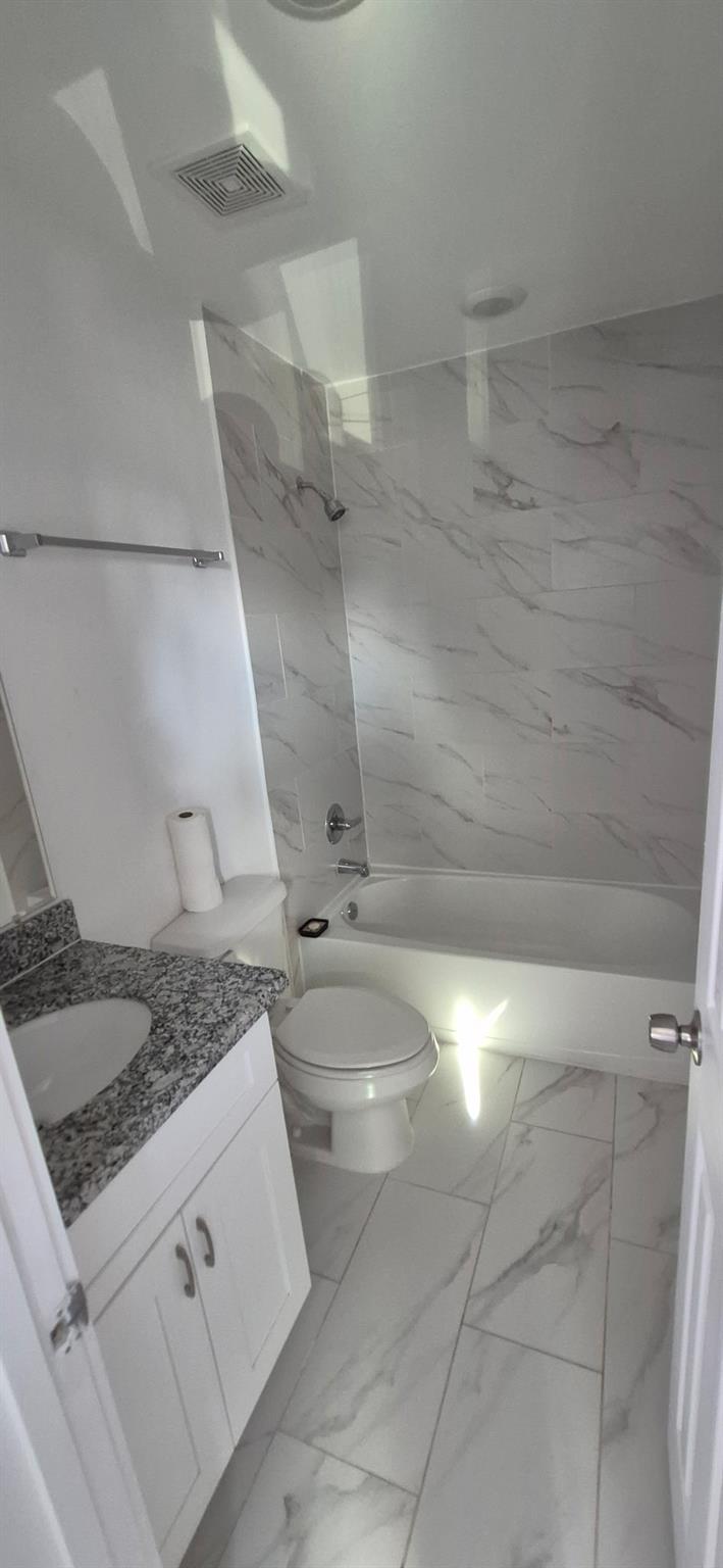 5717 Polly Street A Property Photo 7