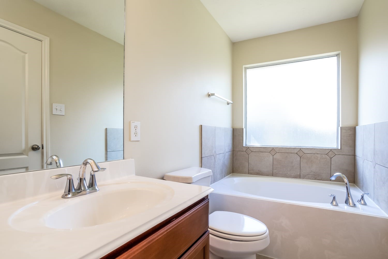 30723 Ginger Trace Drive Property Photo 17