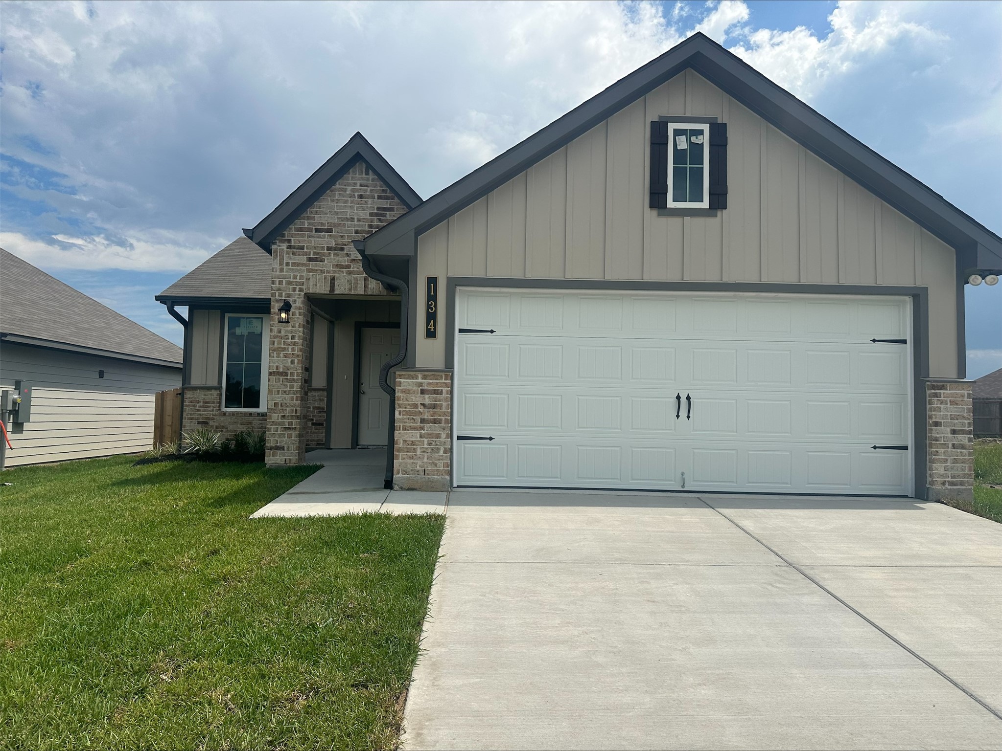 134 Lacebark Loop Property Photo 1
